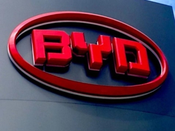 从舆论漩涡到产业标杆：比亚迪为何值得被看见